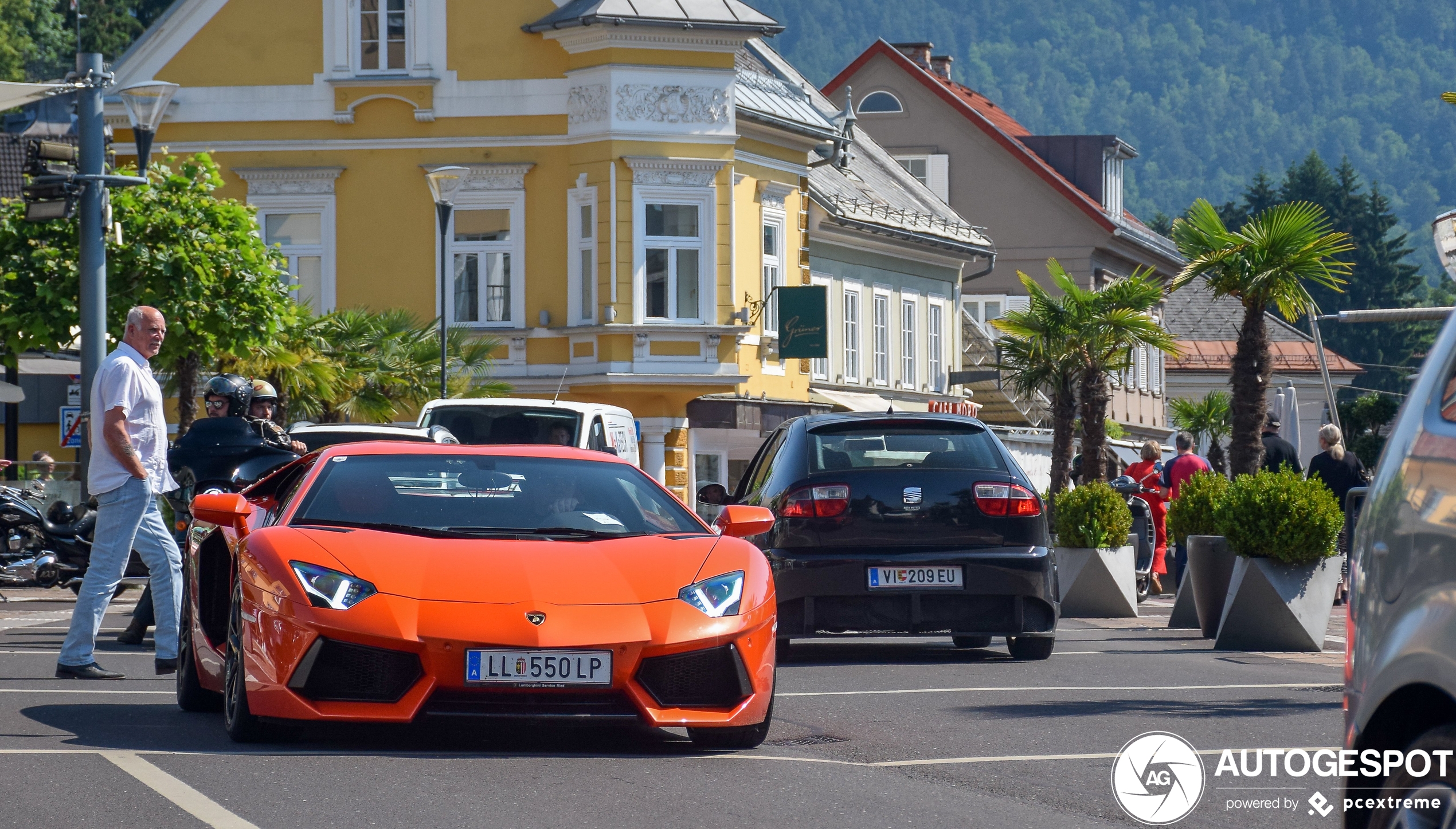 Lamborghini Aventador LP700-4