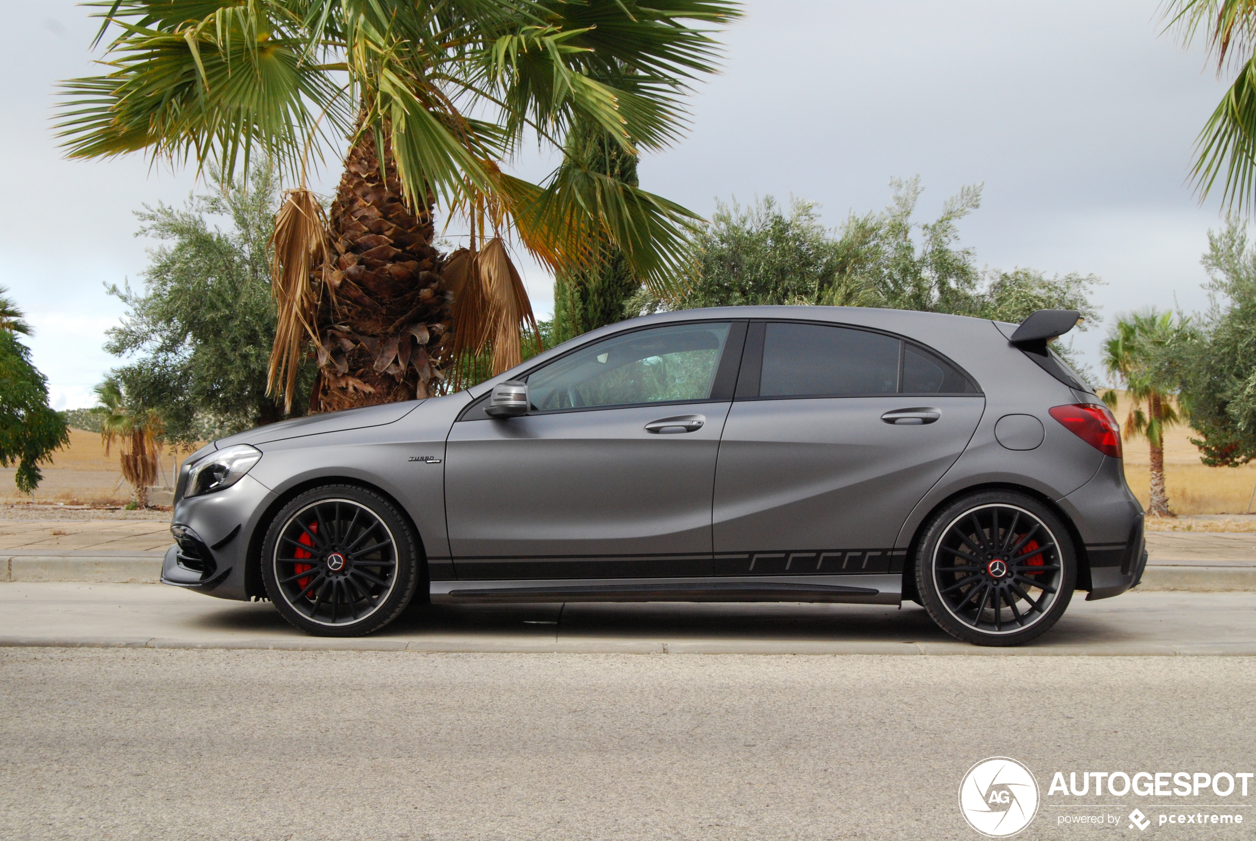 Mercedes-AMG A 45 W176 2015