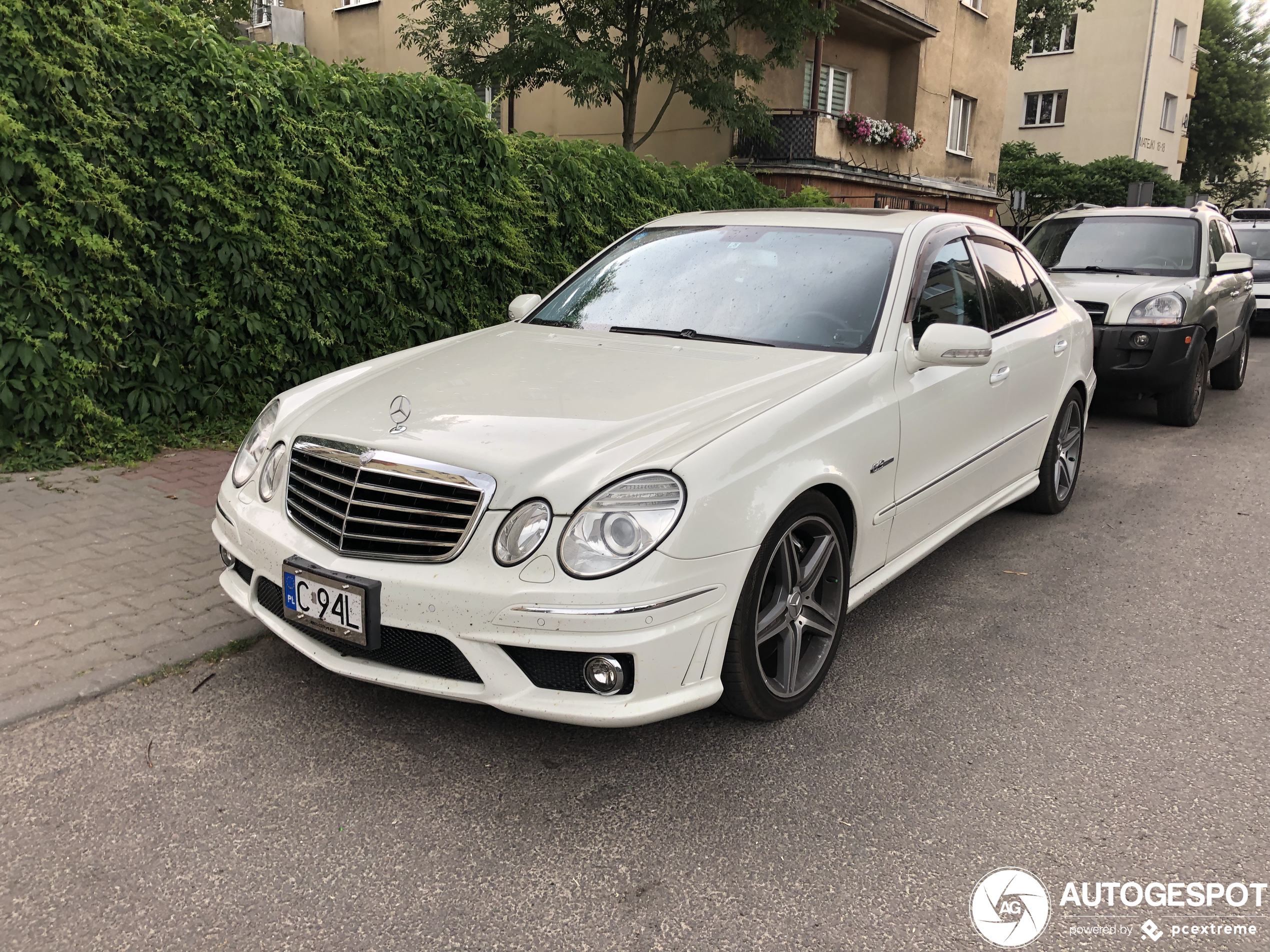 Mercedes-Benz E 63 AMG