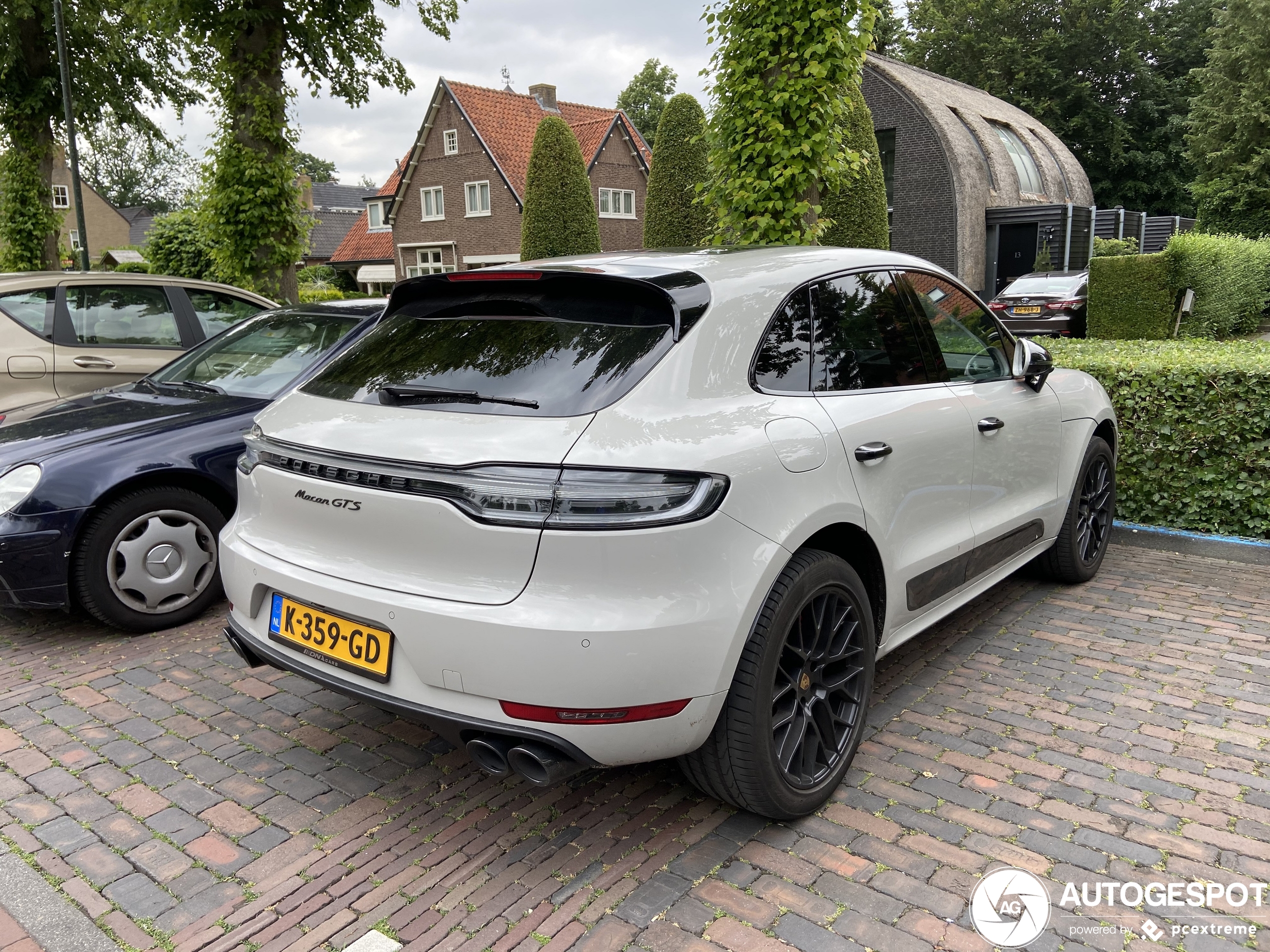 Porsche 95B Macan GTS MkII