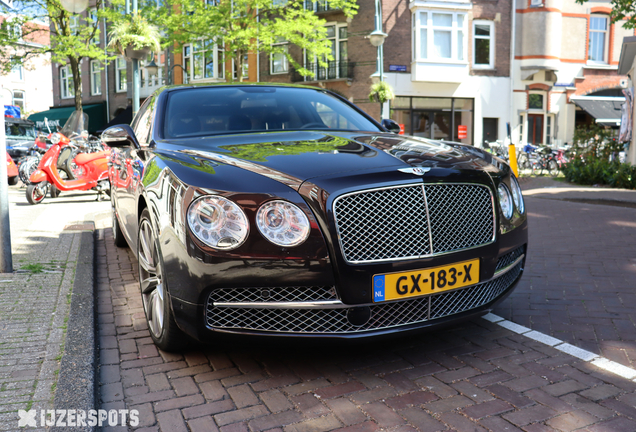 Bentley Flying Spur V8