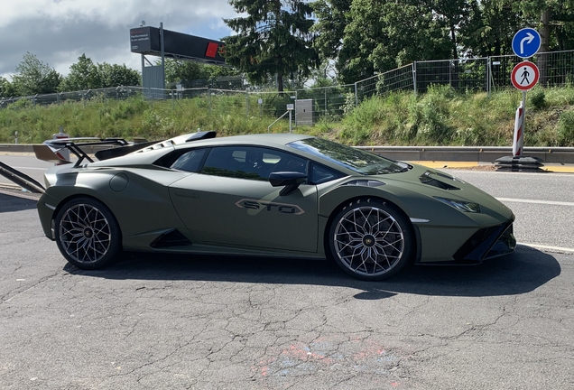 Lamborghini Huracán LP640-2 STO