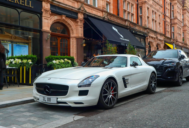 Mercedes-Benz SLS AMG GT