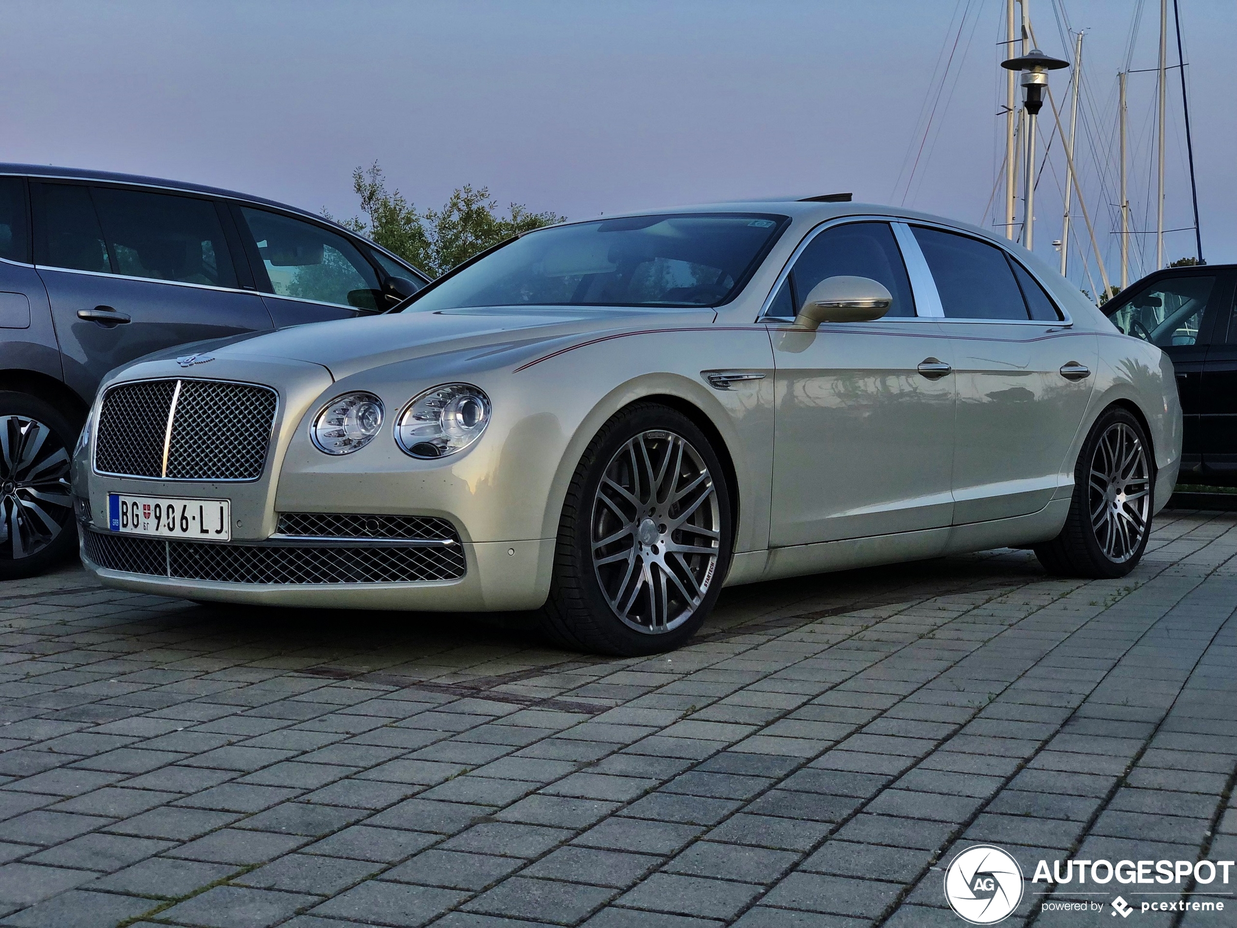 Chique Flying Spur met een extraatje...