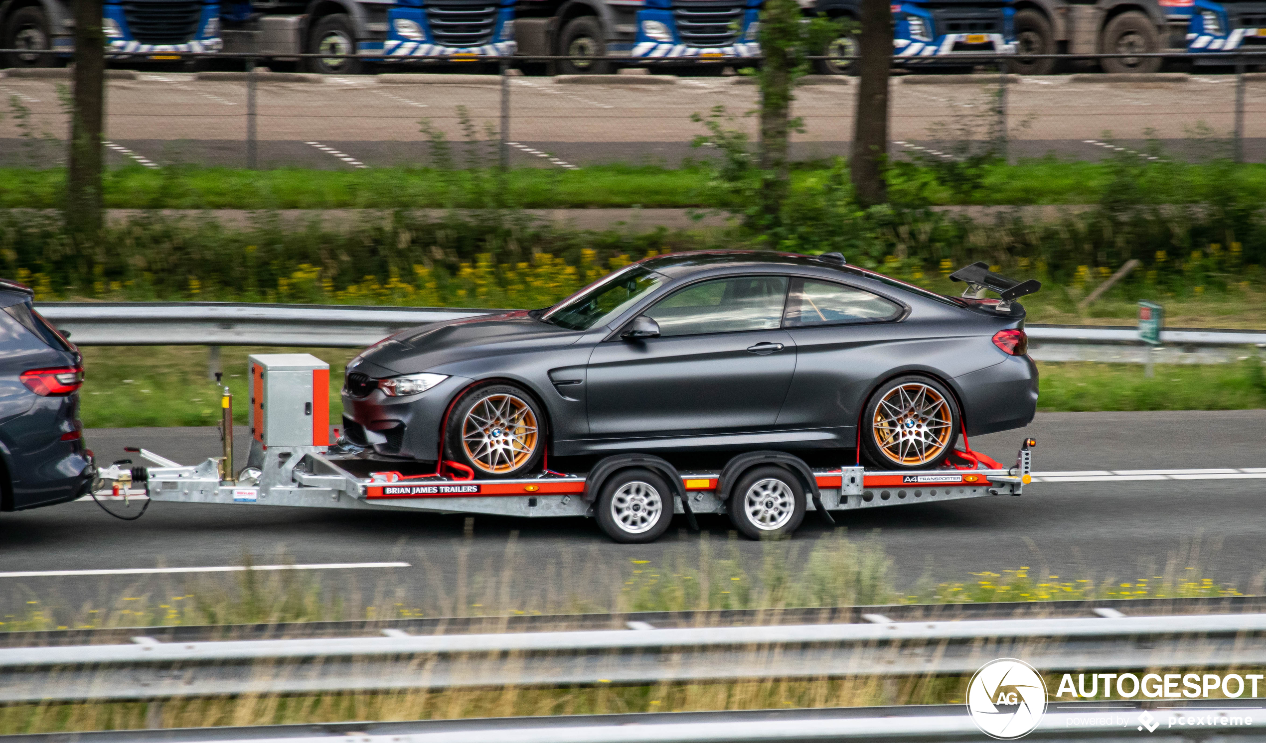 BMW M4 GTS