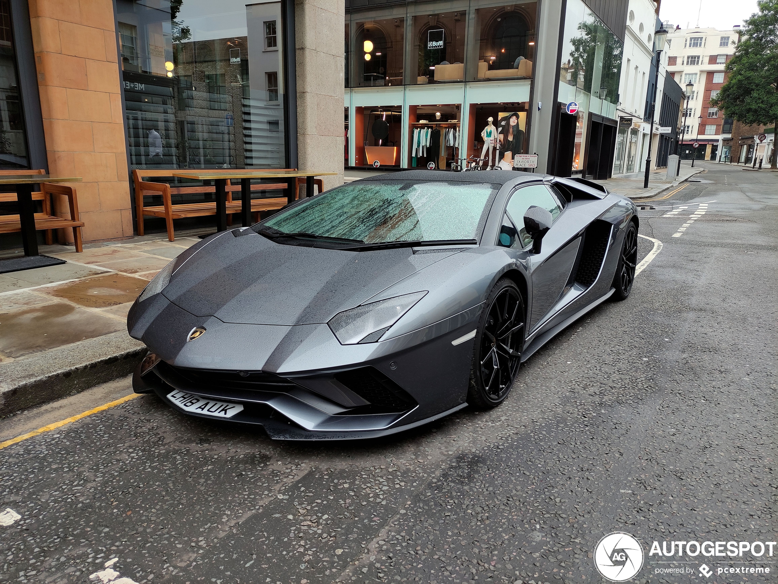 Lamborghini Aventador S LP740-4 Roadster