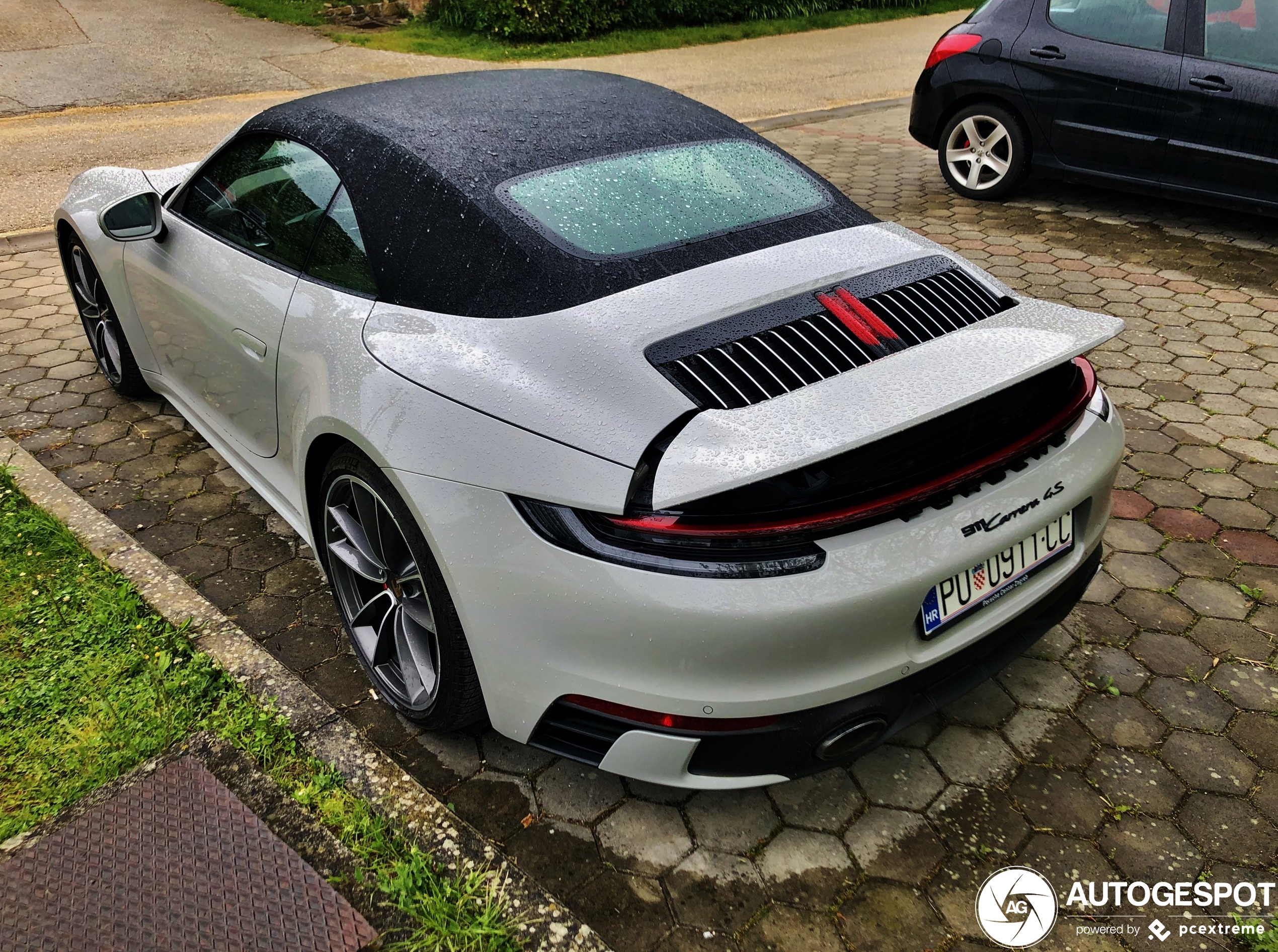 Porsche 992 Carrera 4S Cabriolet