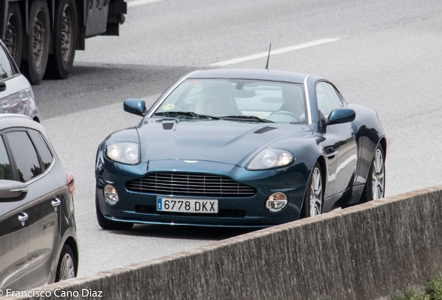 Aston Martin Vanquish S