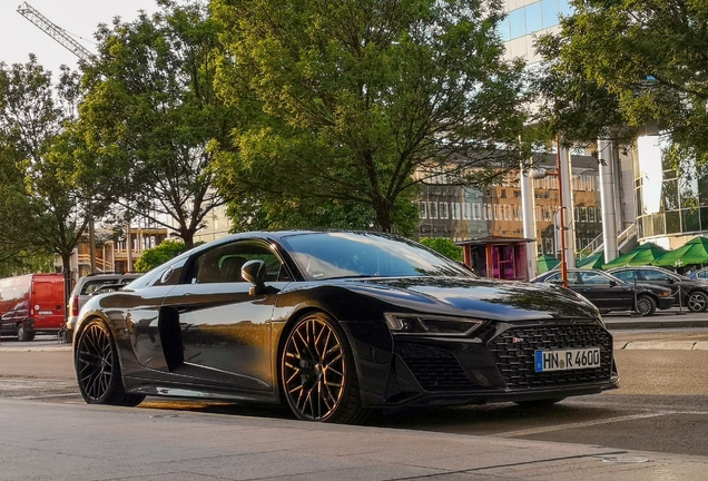 Audi R8 V10 Plus 2015