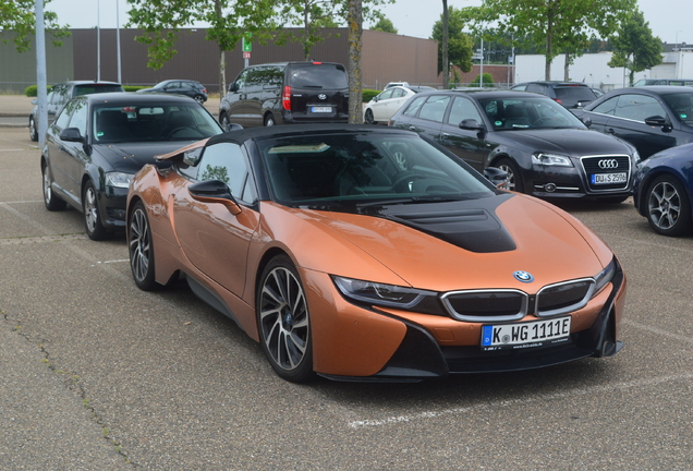 BMW i8 Roadster