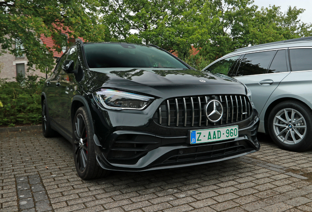 Mercedes-AMG GLA 45 S 4MATIC+ H247