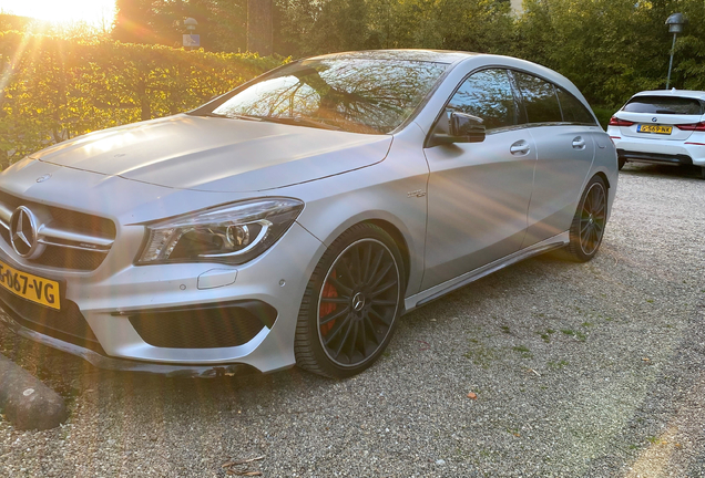 Mercedes-Benz CLA 45 AMG Shooting Brake