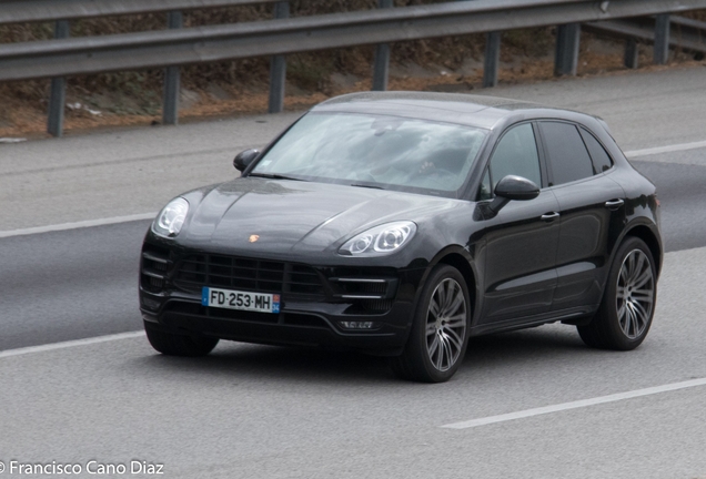 Porsche 95B Macan Turbo