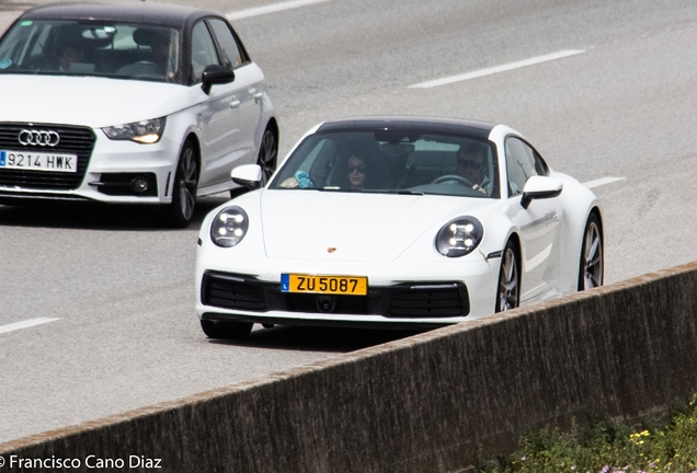 Porsche 992 Carrera S