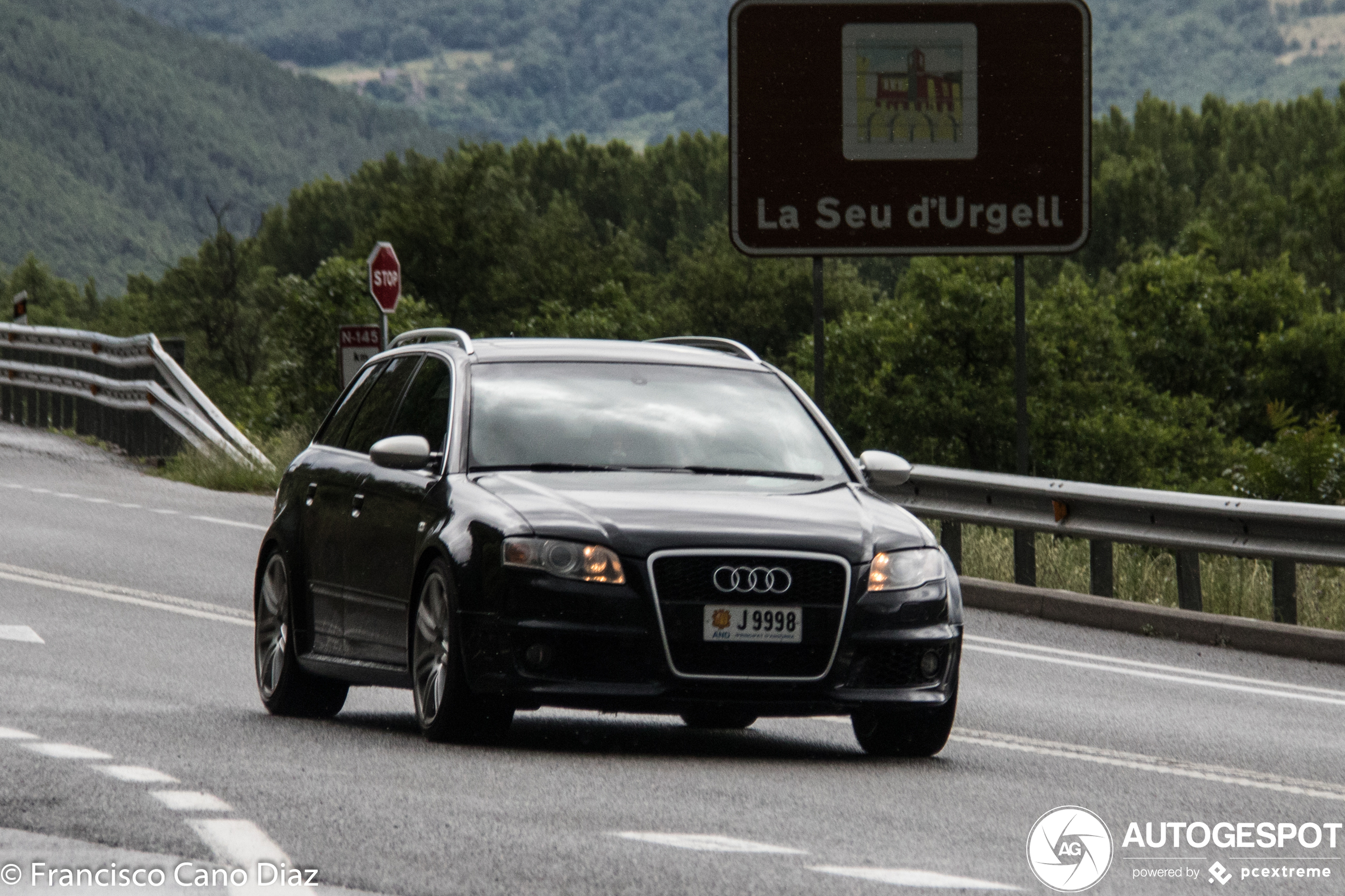 Audi RS4 Avant B7