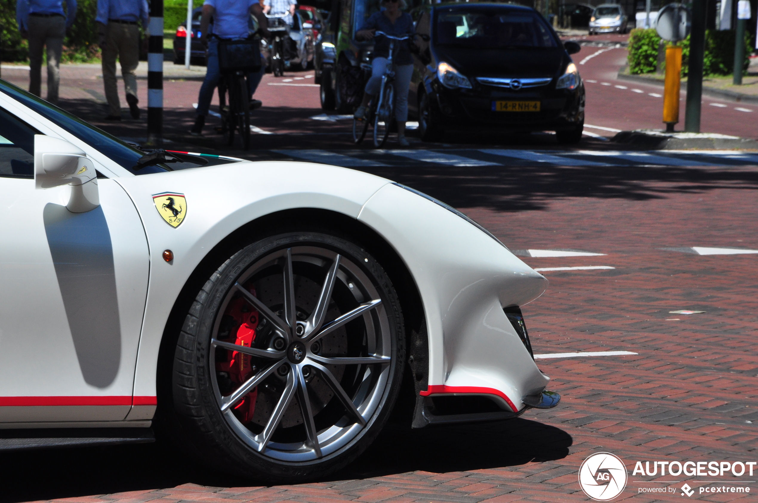 Ferrari 488 Pista