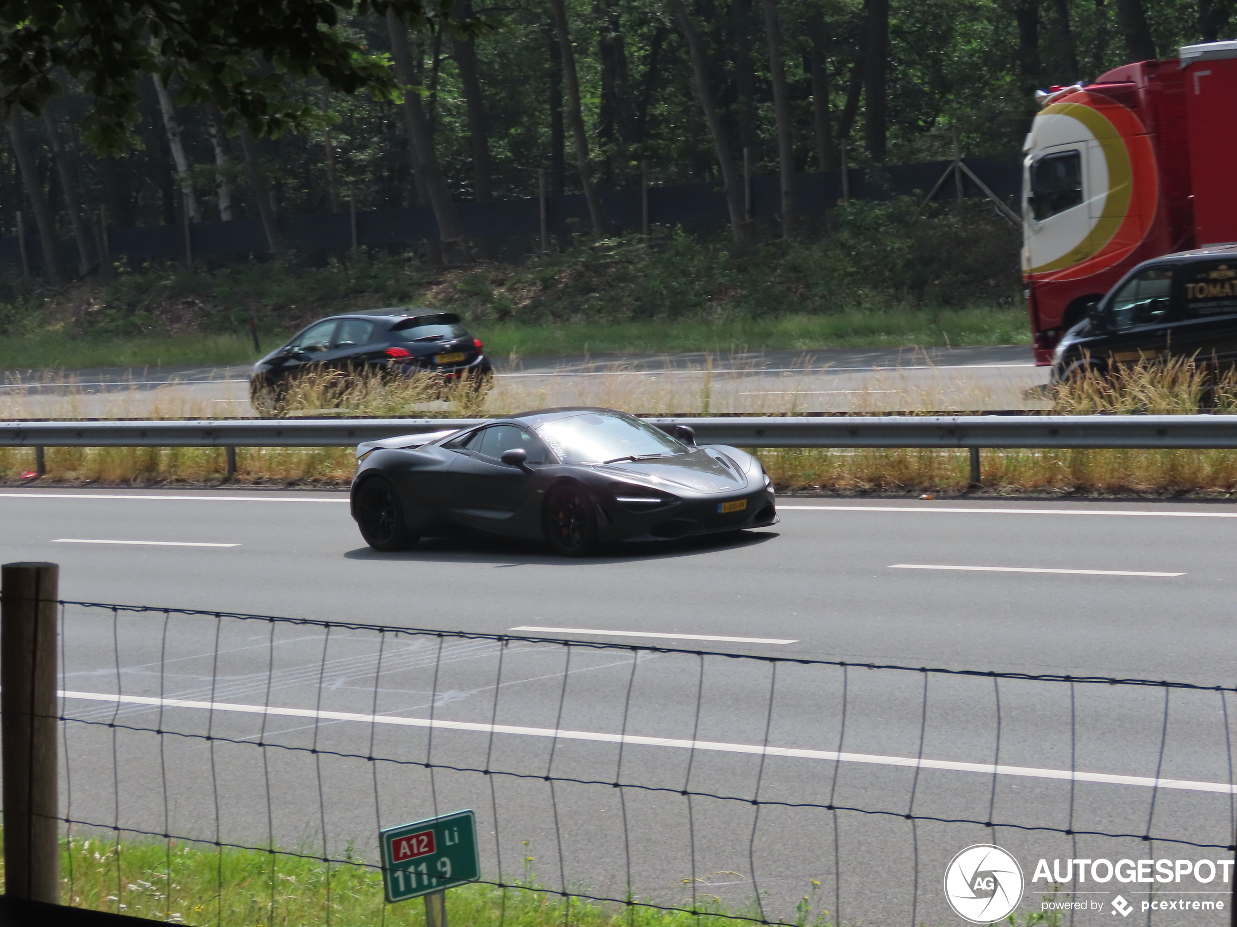 McLaren 720S Spider