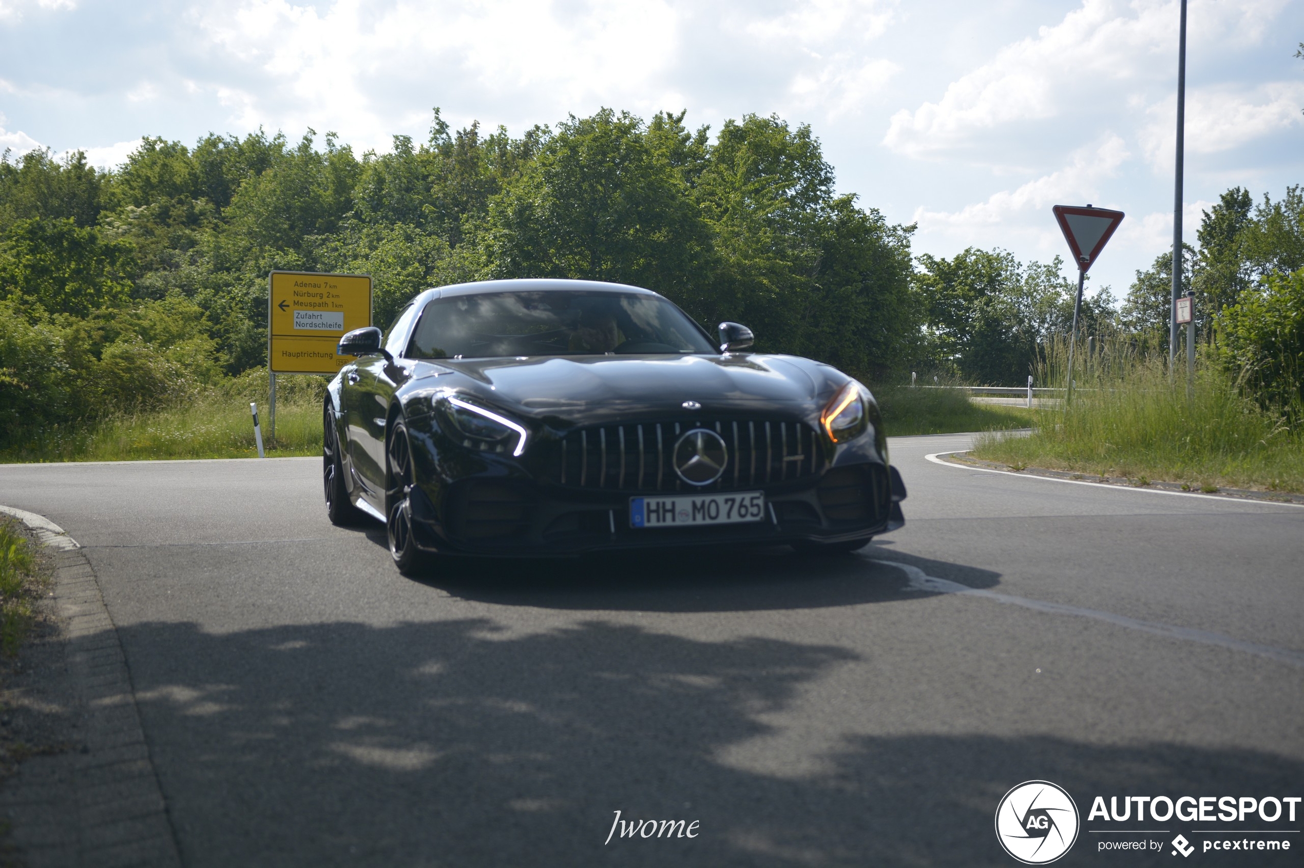 Mercedes-AMG Renntech GT R C190