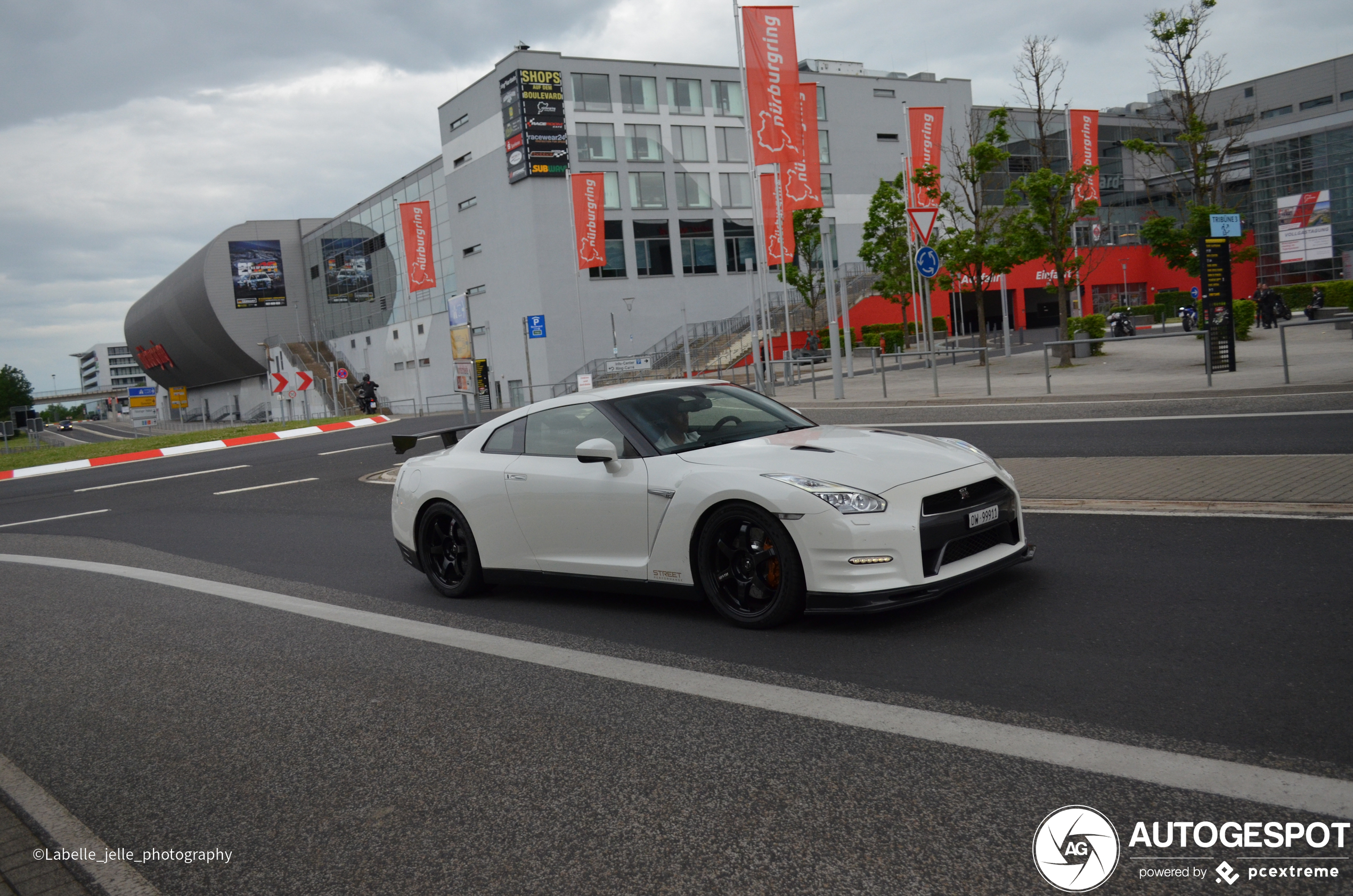 Nissan GT-R 2014