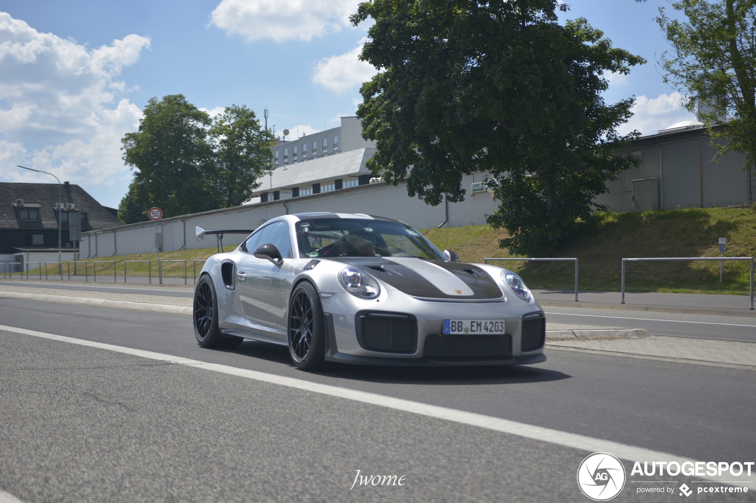 Porsche 991 GT2 RS Weissach Package