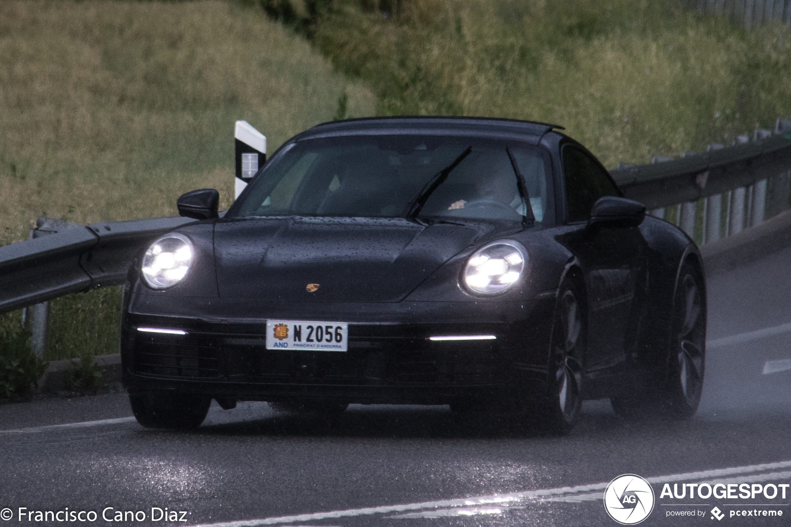 Porsche 992 Carrera 4S