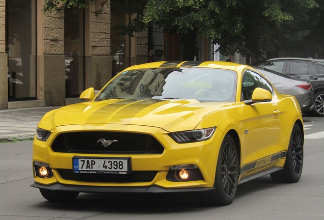 Ford Mustang GT 2015