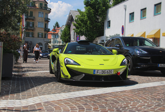 McLaren 620R