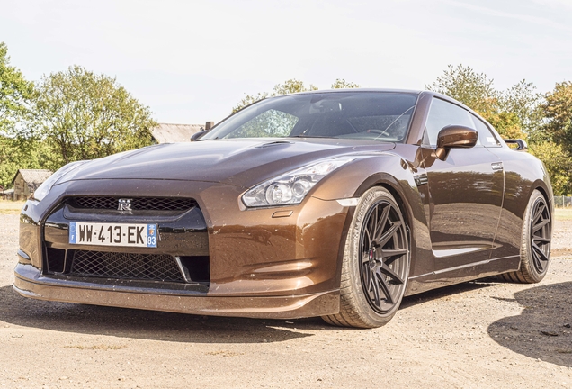 Nissan GT-R