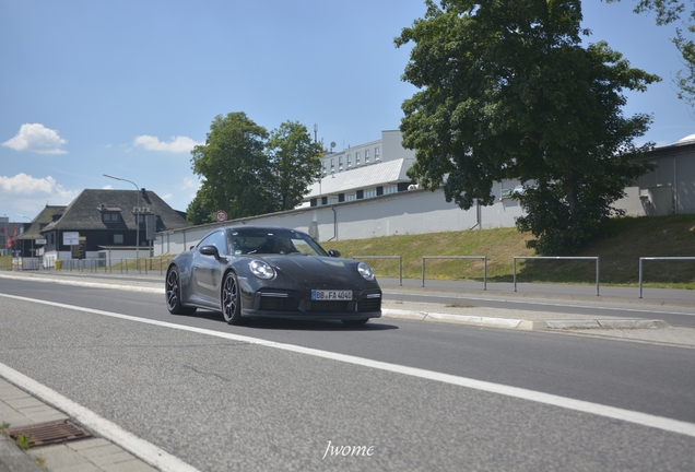 Porsche 992 Sport Classic