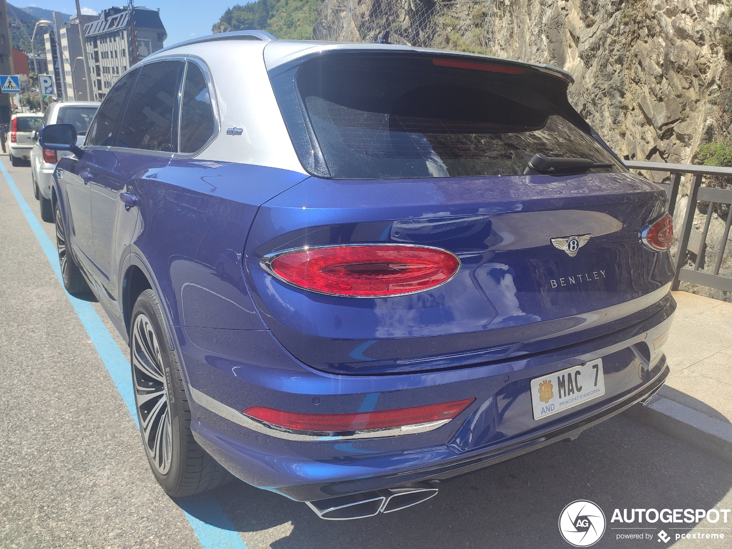 Bentley Bentayga V8 2021 First Edition