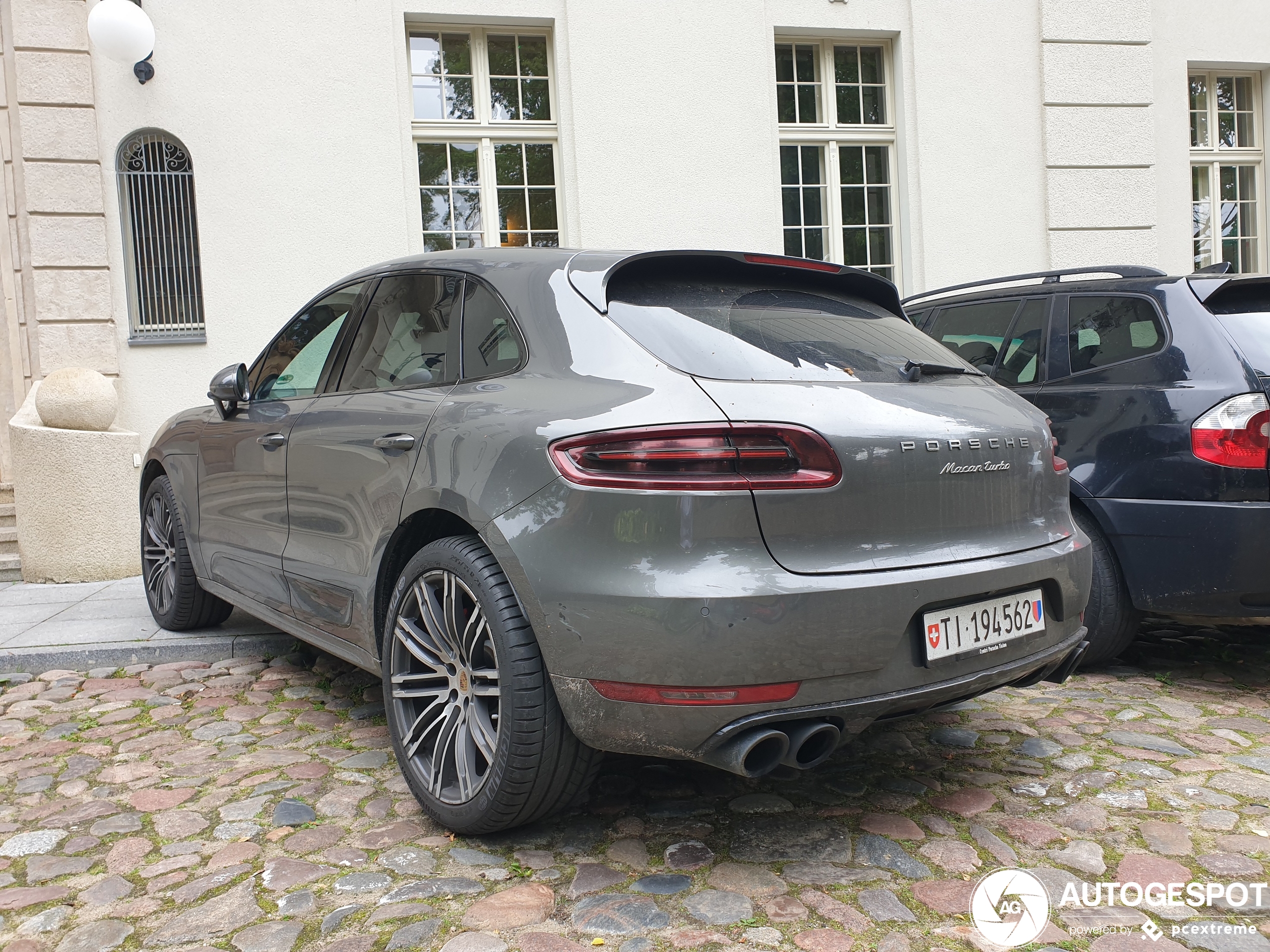 Porsche 95B Macan Turbo