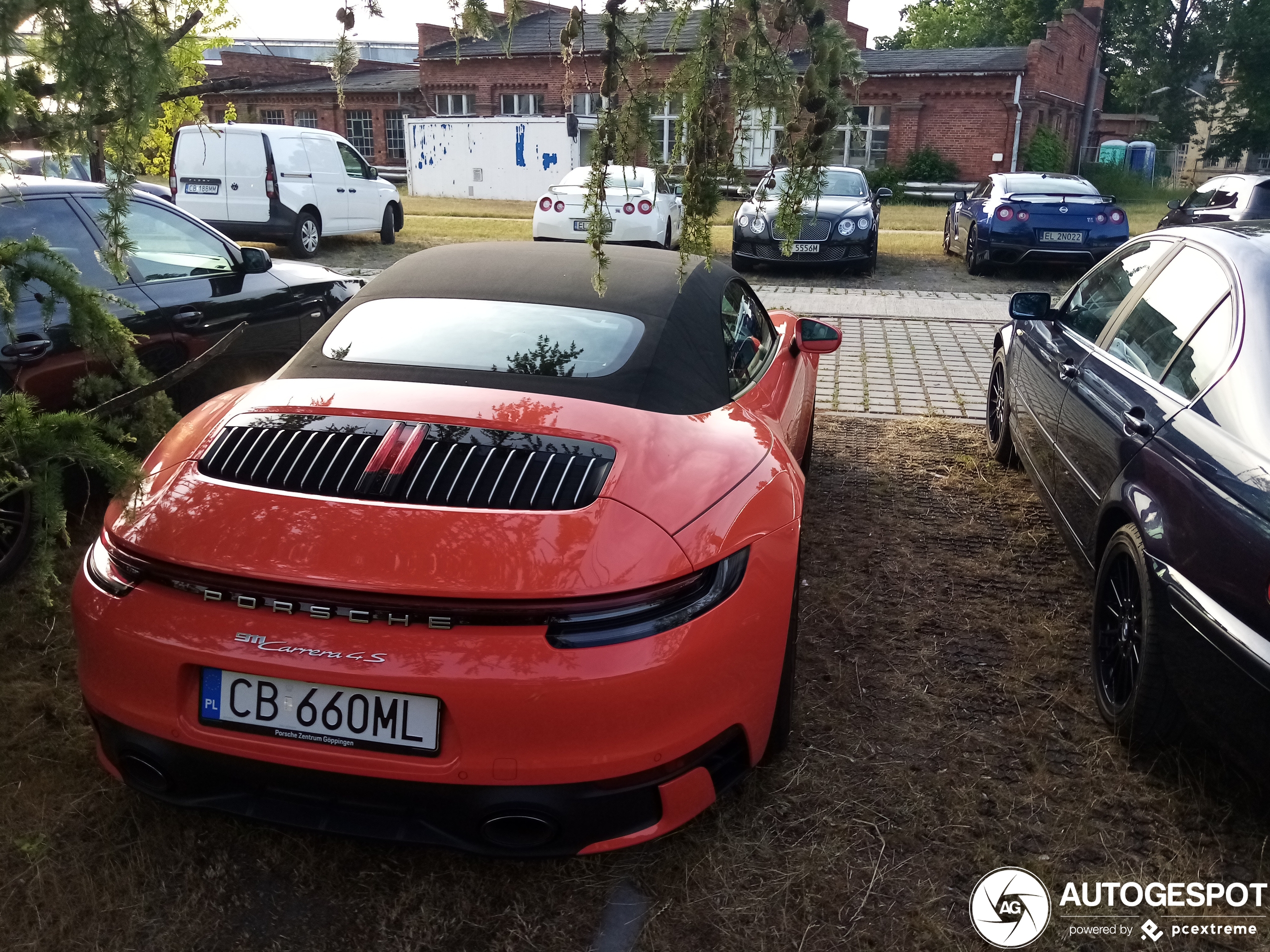 Porsche 992 Carrera 4S Cabriolet