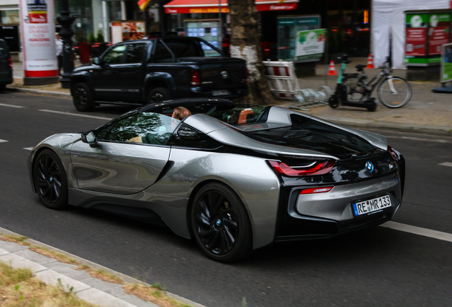 BMW i8 Roadster