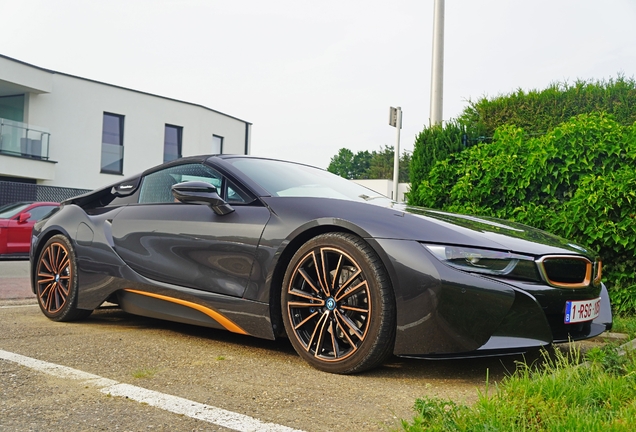 BMW i8 Roadster Ultimate Sophisto Edition