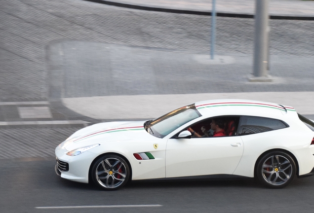 Ferrari GTC4Lusso T