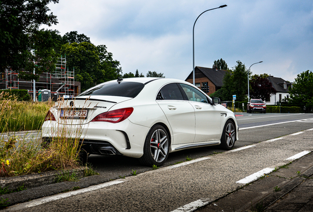 Mercedes-Benz CLA 45 AMG C117