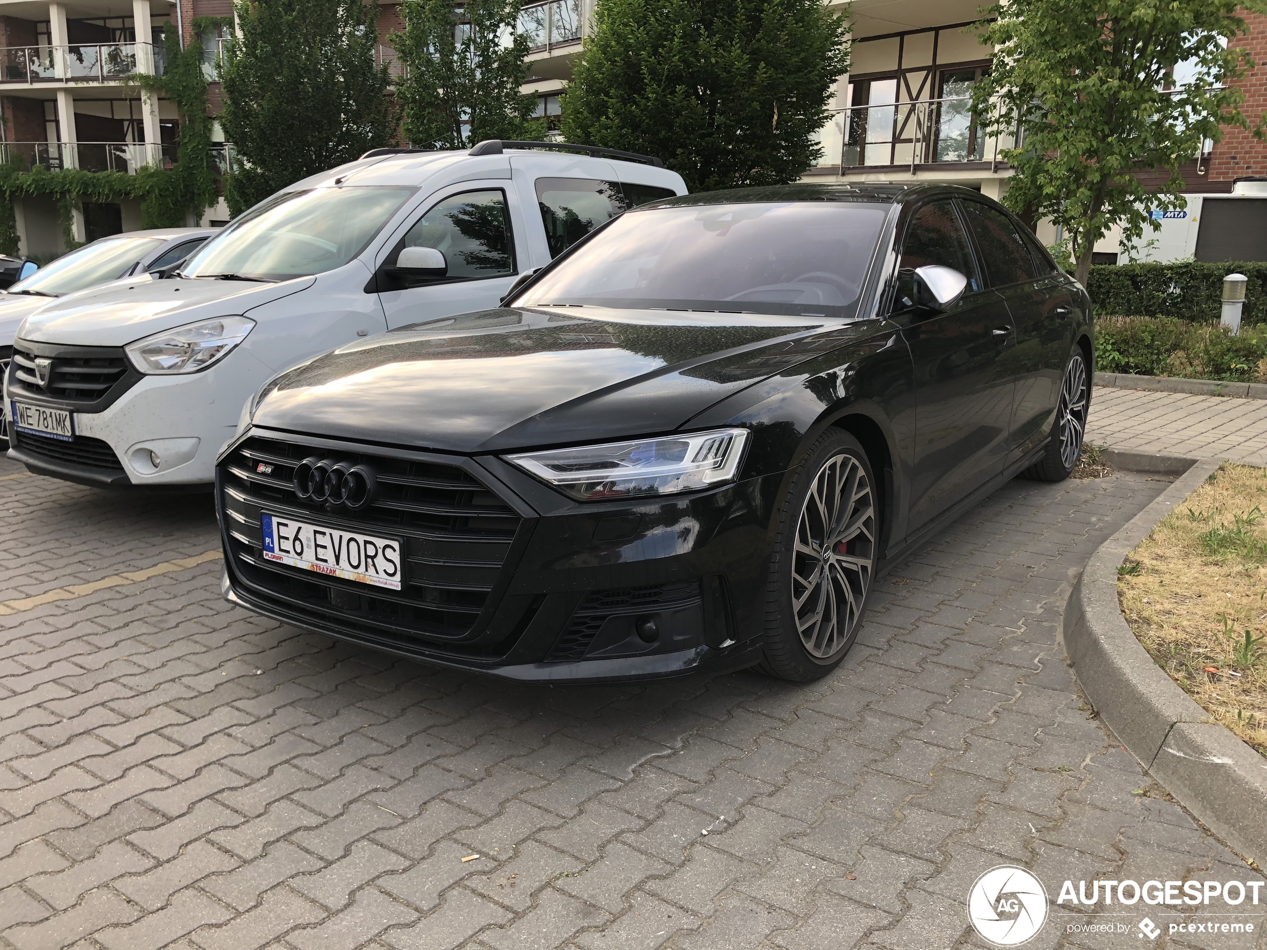 Audi S8 D5