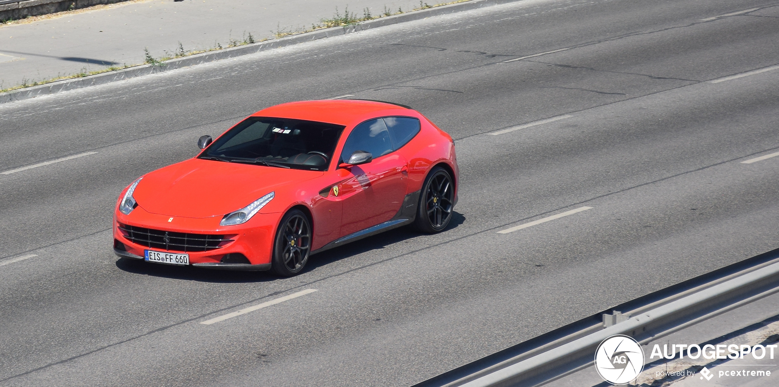 Ferrari FF Novitec Rosso