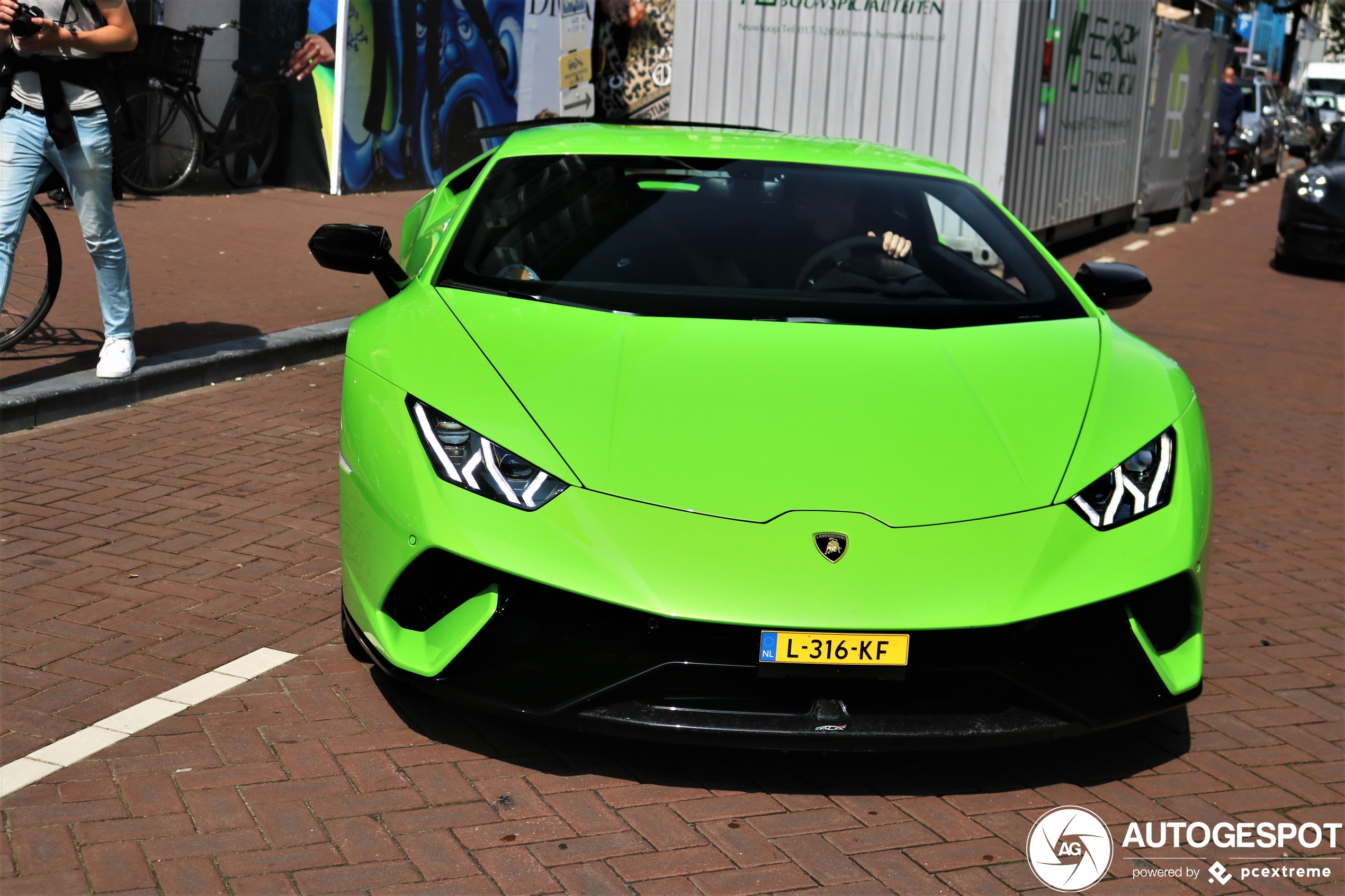 Lamborghini Huracán LP640-4 Performante