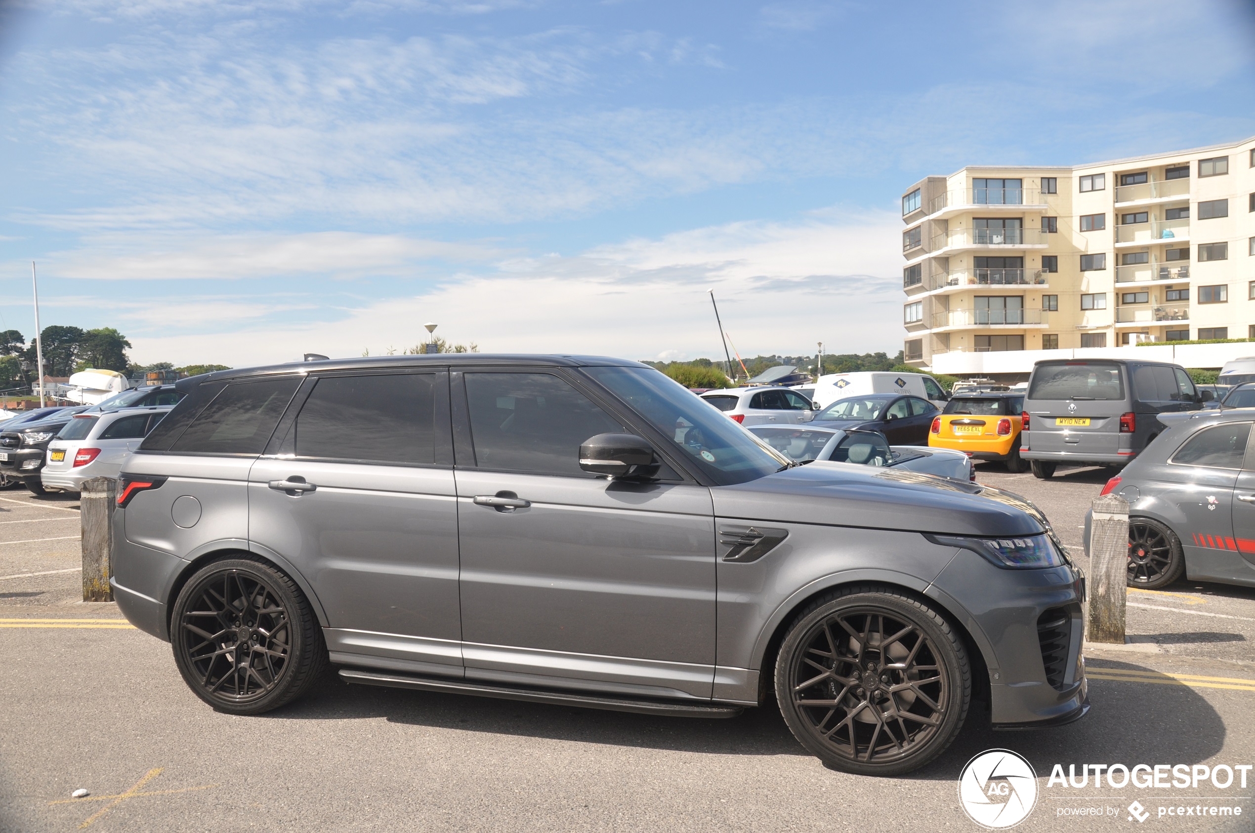 Land Rover Urban Edition Land Rover Urban Range Rover Sport SVR 2018 Carbon Edition - 26 June ...