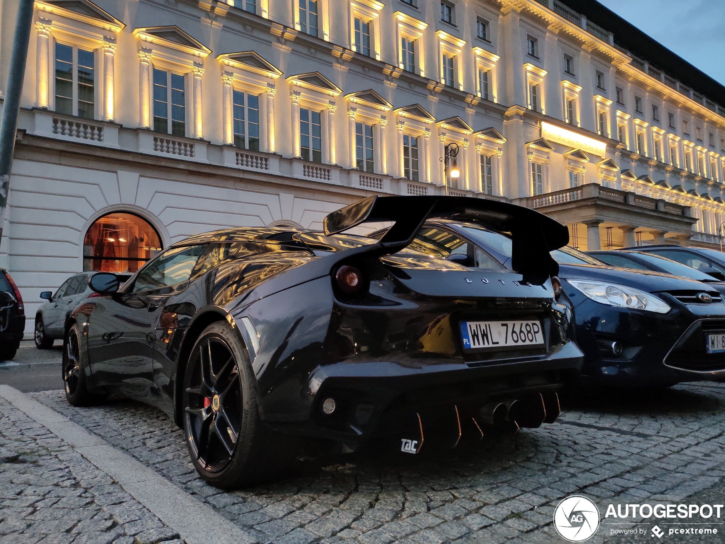 Lotus Evora 400