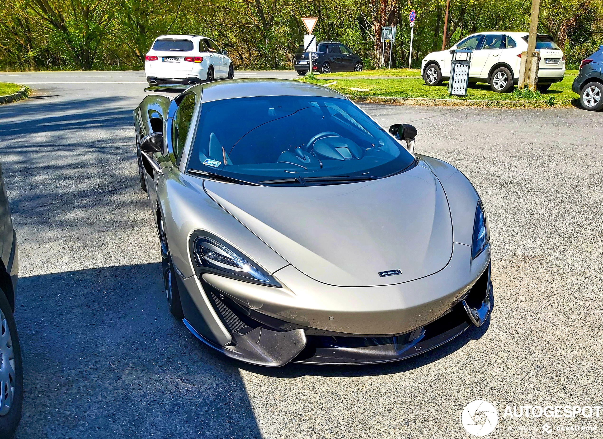 McLaren 570S