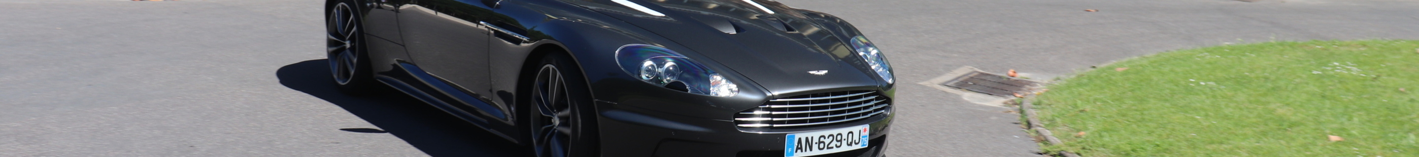 Aston Martin DBS