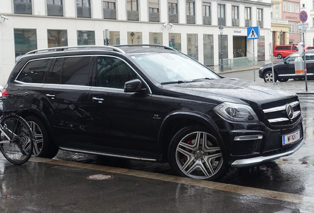 Mercedes-Benz GL 63 AMG X166