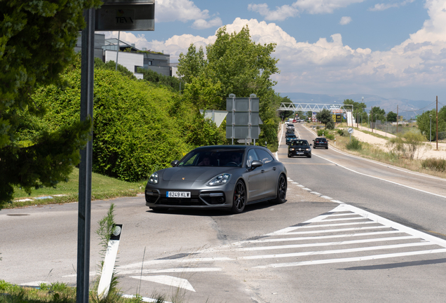 Porsche 971 Panamera Turbo Sport Turismo