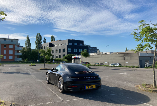 Porsche 992 Carrera 4S