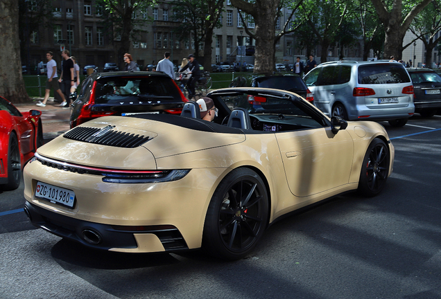 Porsche 992 Carrera 4S Cabriolet