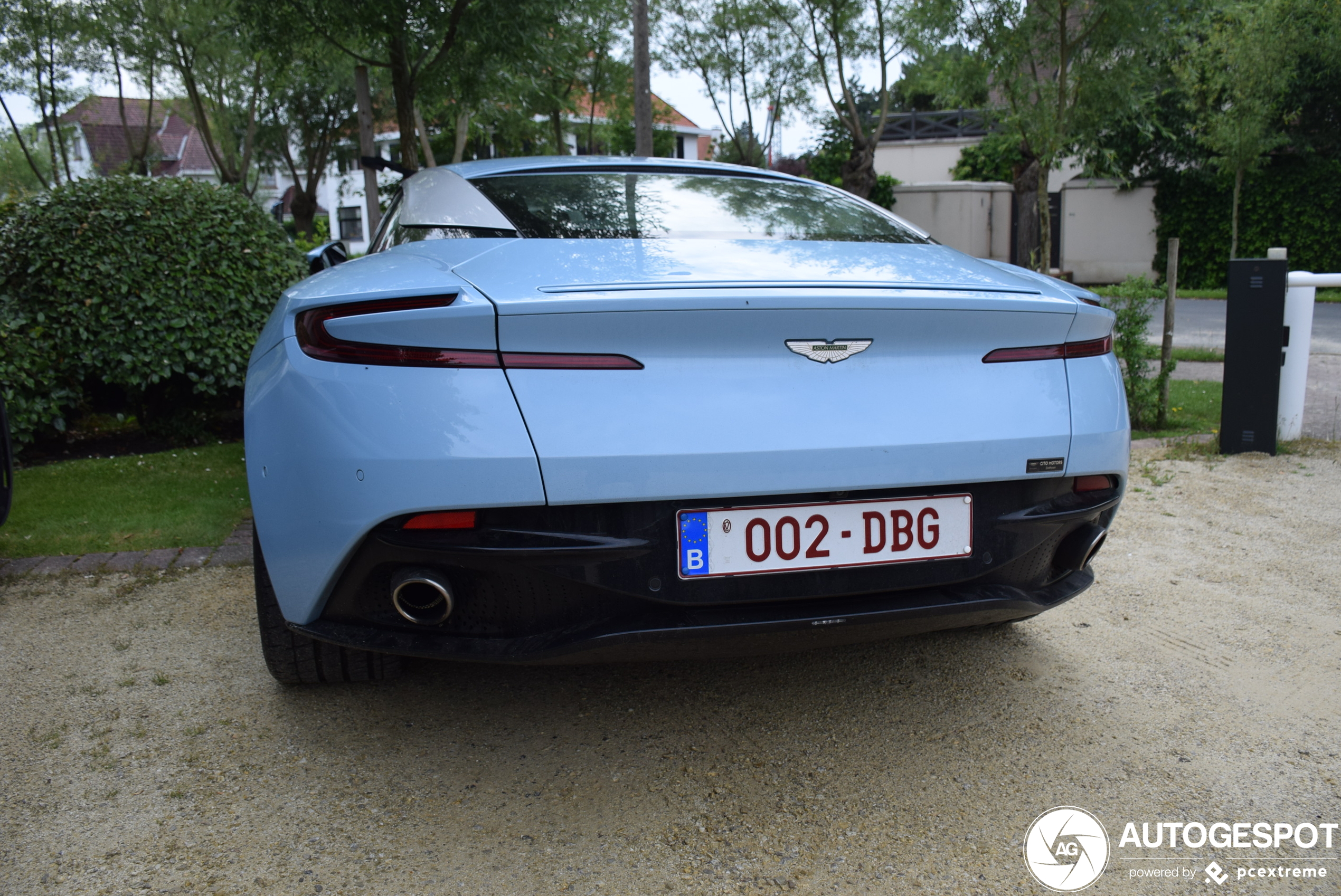 Aston Martin DB11 Launch Edition