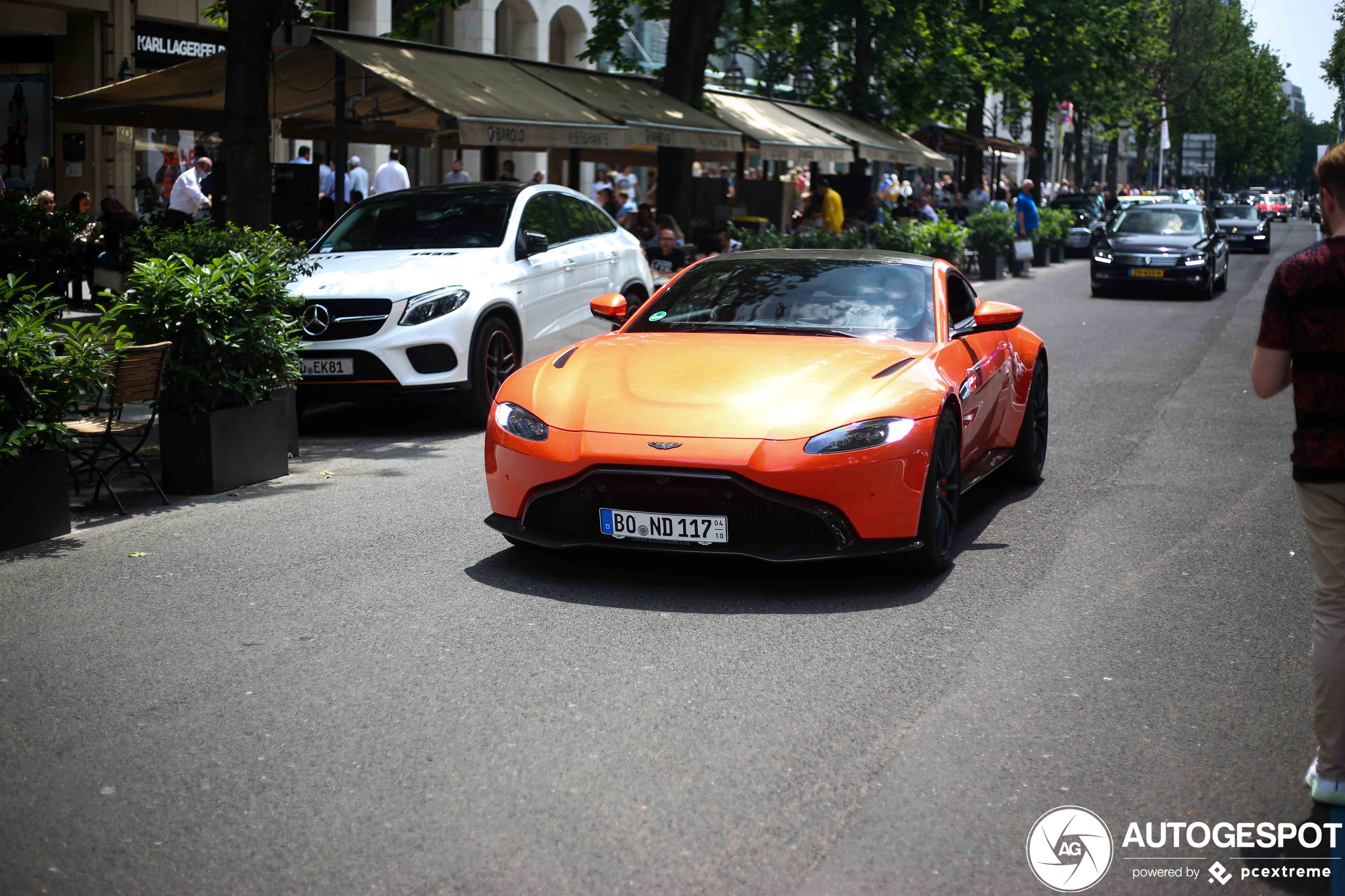 Aston Martin V8 Vantage 2018