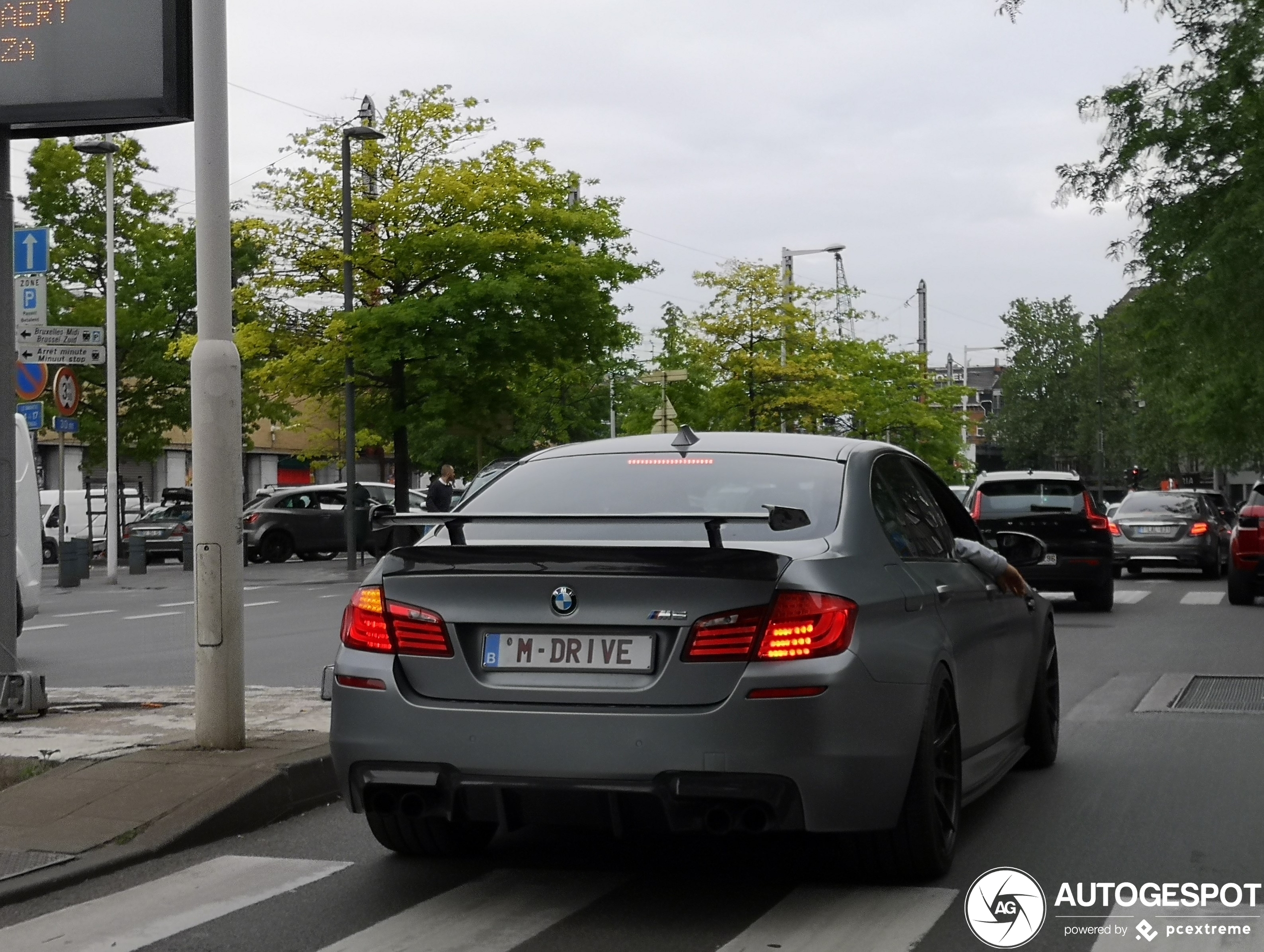 BMW M5 F10 2011